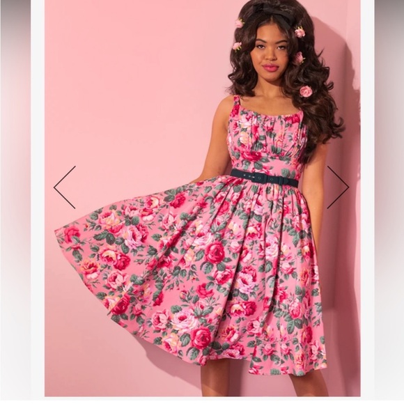 Vixen by Micheline Pitt Dresses & Skirts - Vixen by Micheline Pitt Pink Floral Rose
Print Vintage Style Dress (XS)